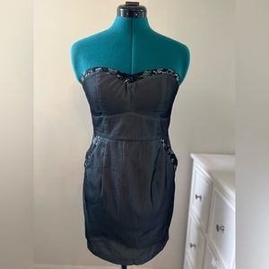 C. Luce Strapless Dress with Pockets (Green, Lace Details, Medium)